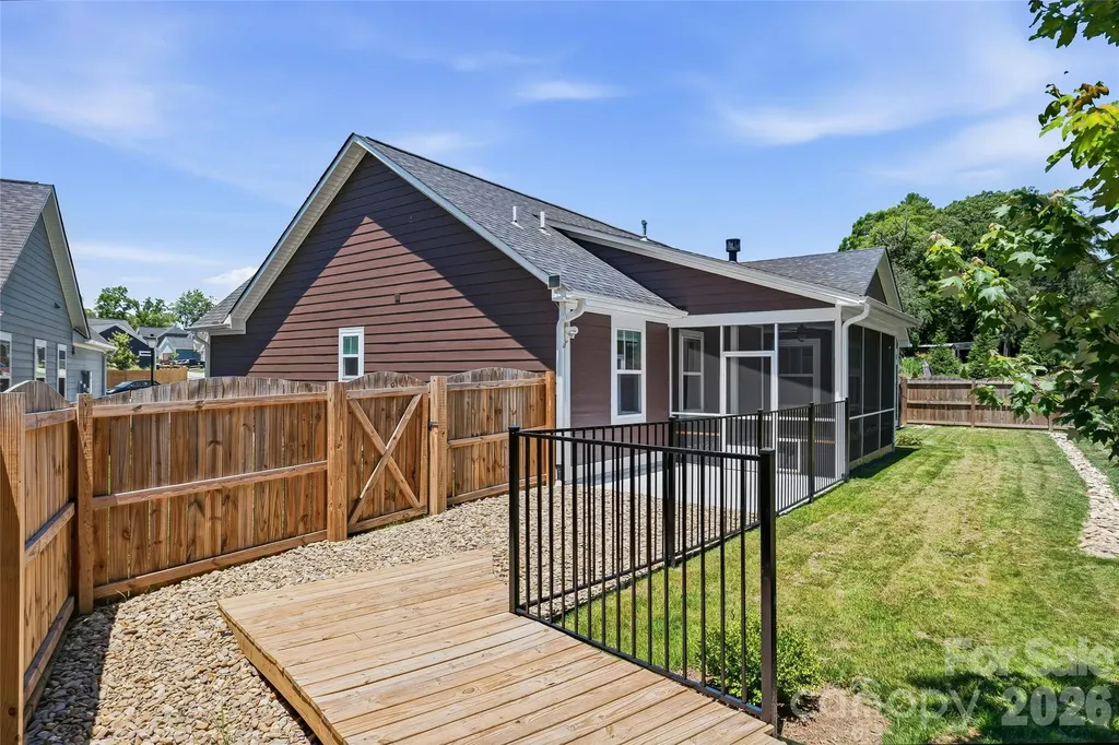 97 Spence Drive Hendersonville NC 28739