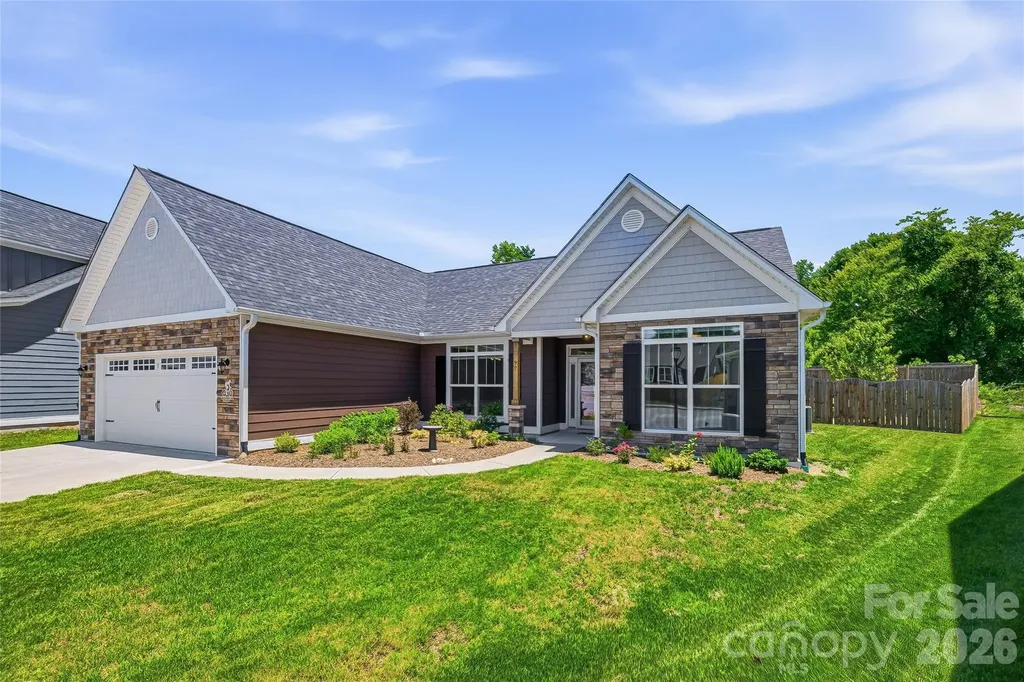 97 Spence Drive Hendersonville NC 28739
