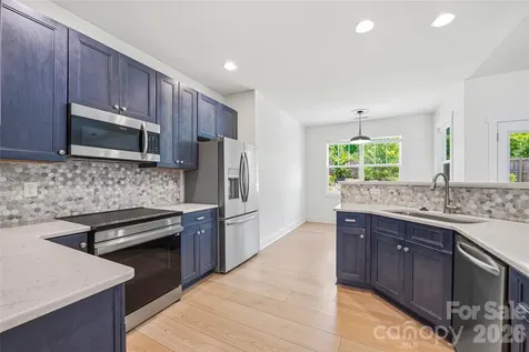 97 Spence Drive Hendersonville NC 28739