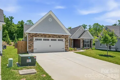 97 Spence Drive Hendersonville NC 28739