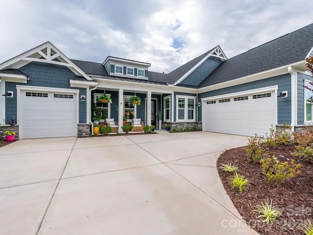 247 Lanyard Lane Belmont NC 28012