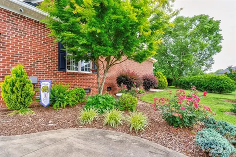 121 Blakemore Drive Shelby NC 28152