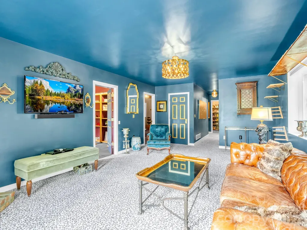 8 Sunny Ridge Drive Asheville NC 28804