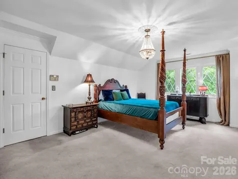 8 Sunny Ridge Drive Asheville NC 28804