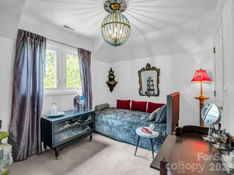 8 Sunny Ridge Drive Asheville NC 28804