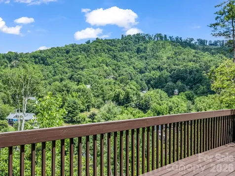 8 Sunny Ridge Drive Asheville NC 28804