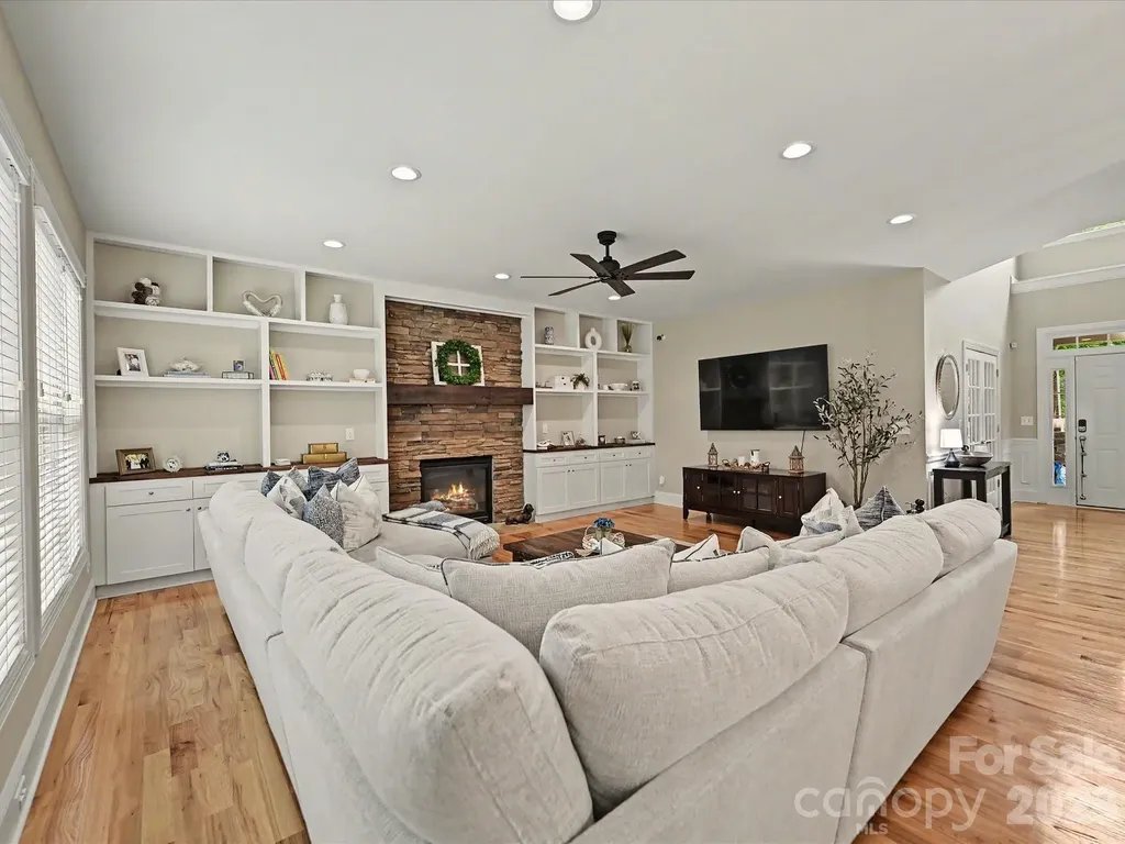 9643 Hampton Oaks Lane Charlotte NC 28270