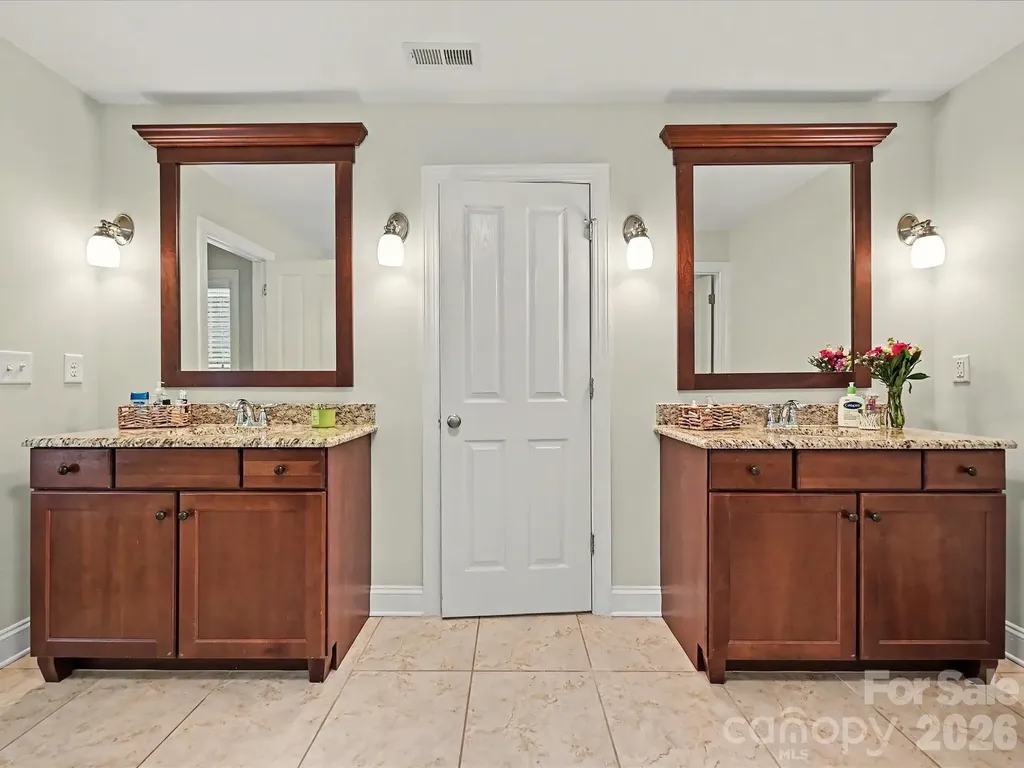9643 Hampton Oaks Lane Charlotte NC 28270