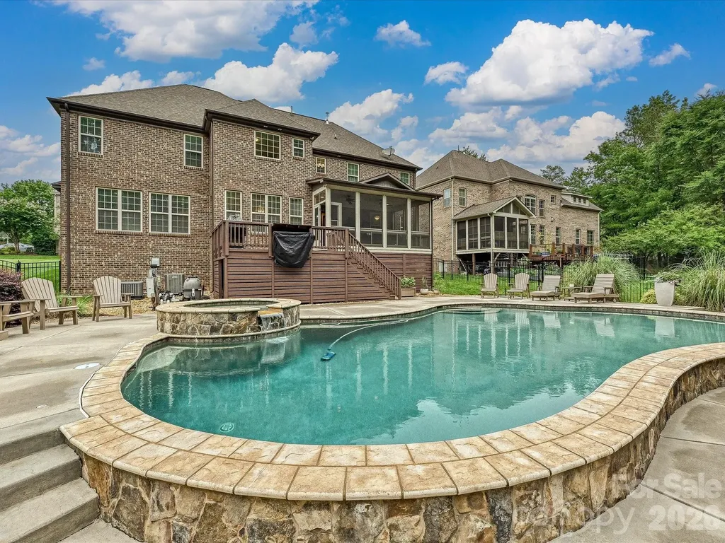 9643 Hampton Oaks Lane Charlotte NC 28270