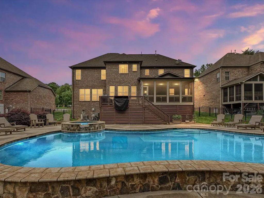 9643 Hampton Oaks Lane Charlotte NC 28270