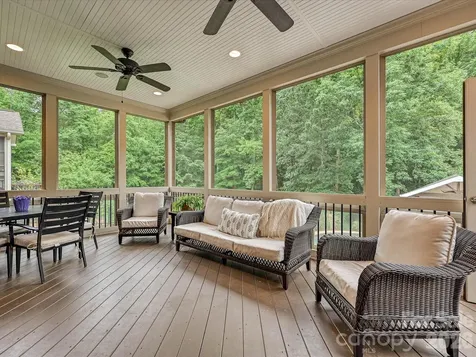 9643 Hampton Oaks Lane Charlotte NC 28270