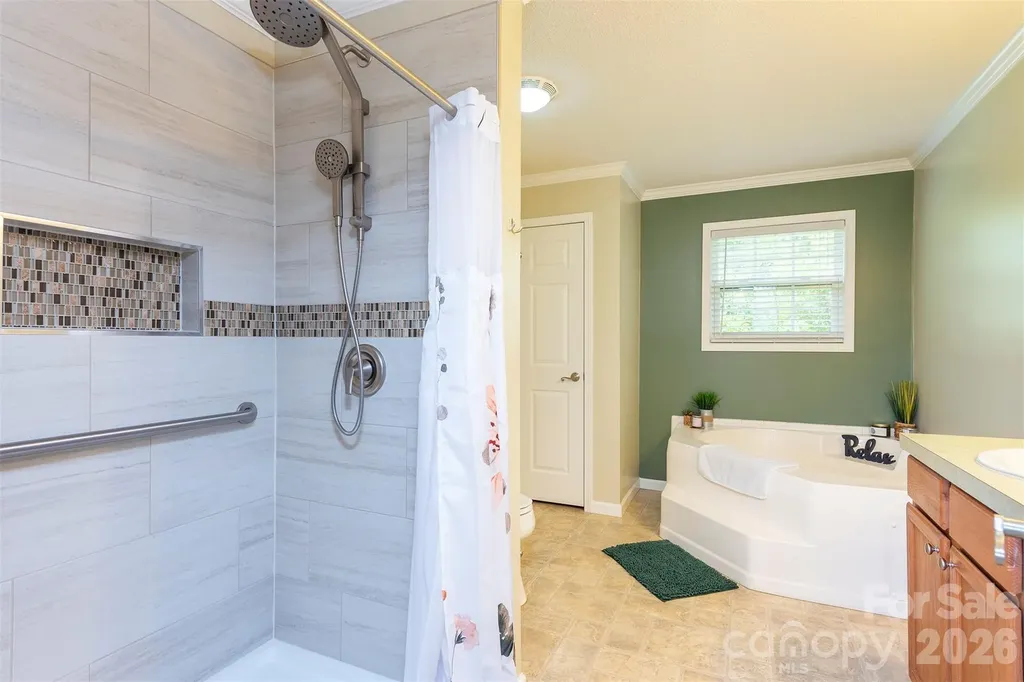 25 Inglescott Way Alexander NC 28701