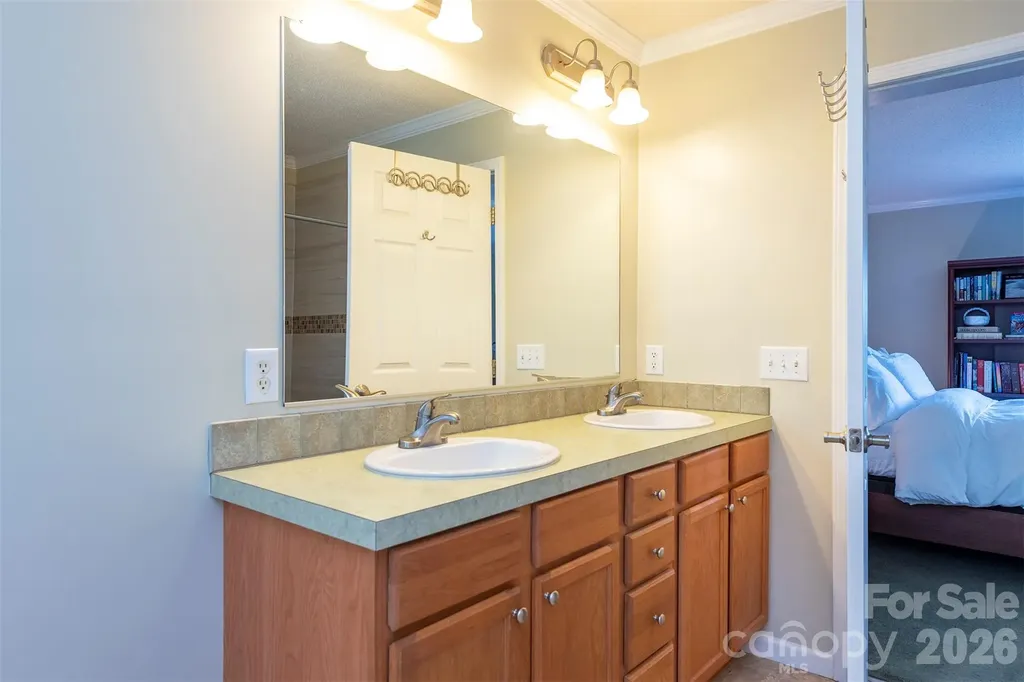 25 Inglescott Way Alexander NC 28701