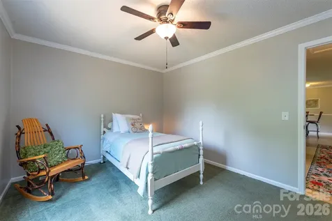 25 Inglescott Way Alexander NC 28701