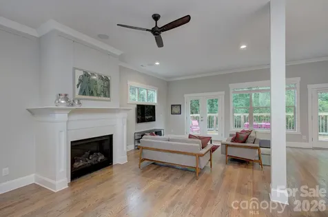 2109 Lanier Avenue Charlotte NC 28205