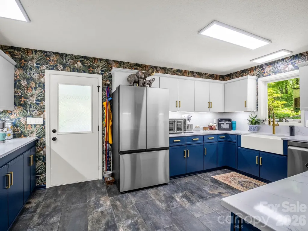 154 Fairlane Road Columbus NC 28722