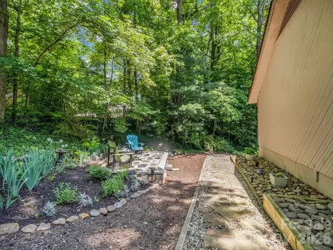 154 Fairlane Road Columbus NC 28722