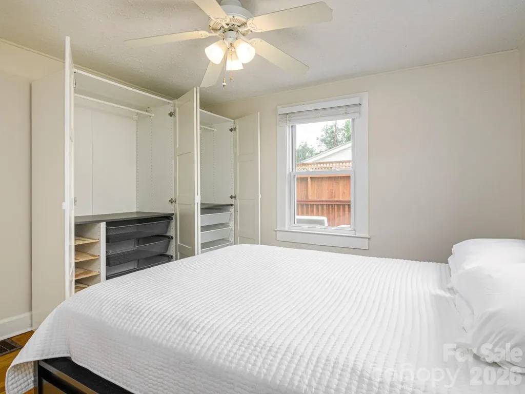 48 Hickory Tree Road Asheville NC 28805