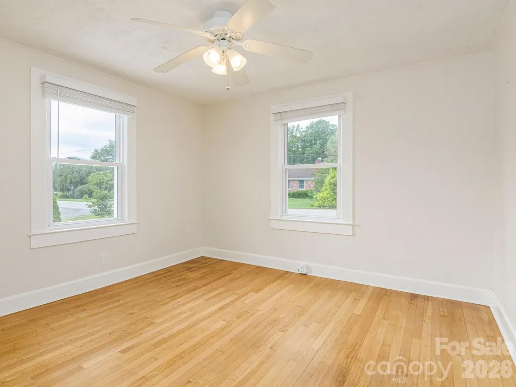 48 Hickory Tree Road Asheville NC 28805