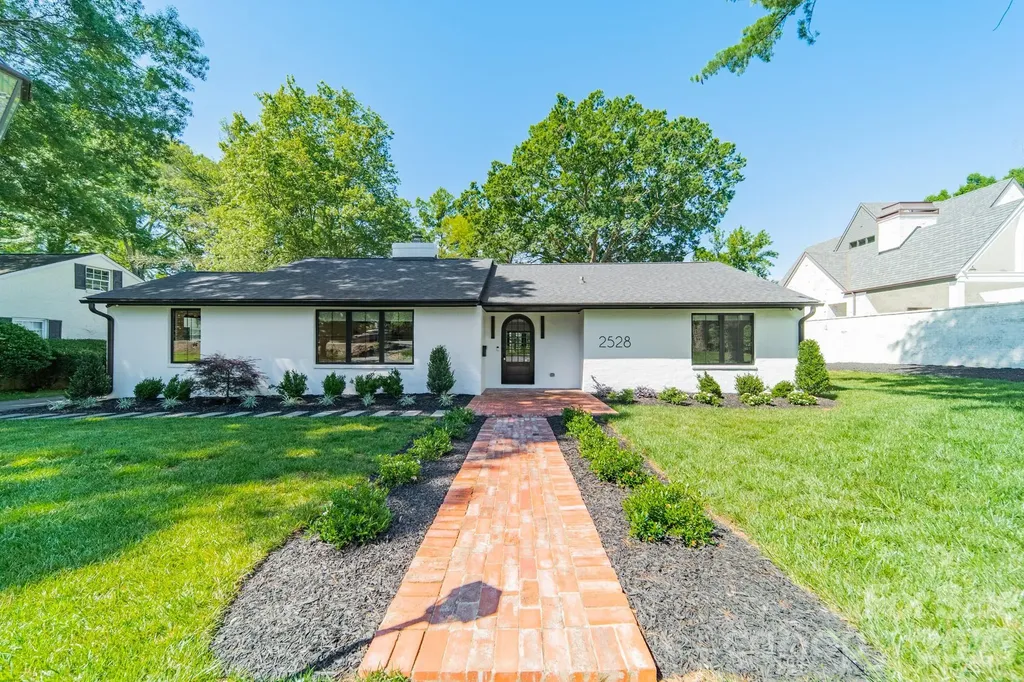 2528 Providence Road Charlotte NC 28211