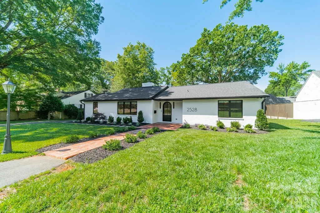2528 Providence Road Charlotte NC 28211