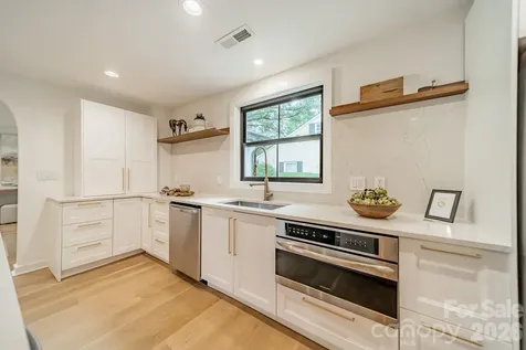 2528 Providence Road Charlotte NC 28211
