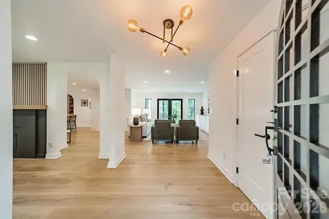 2528 Providence Road Charlotte NC 28211