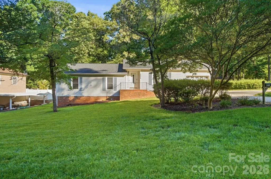 4604 Oakwood Circle Gastonia NC 28056