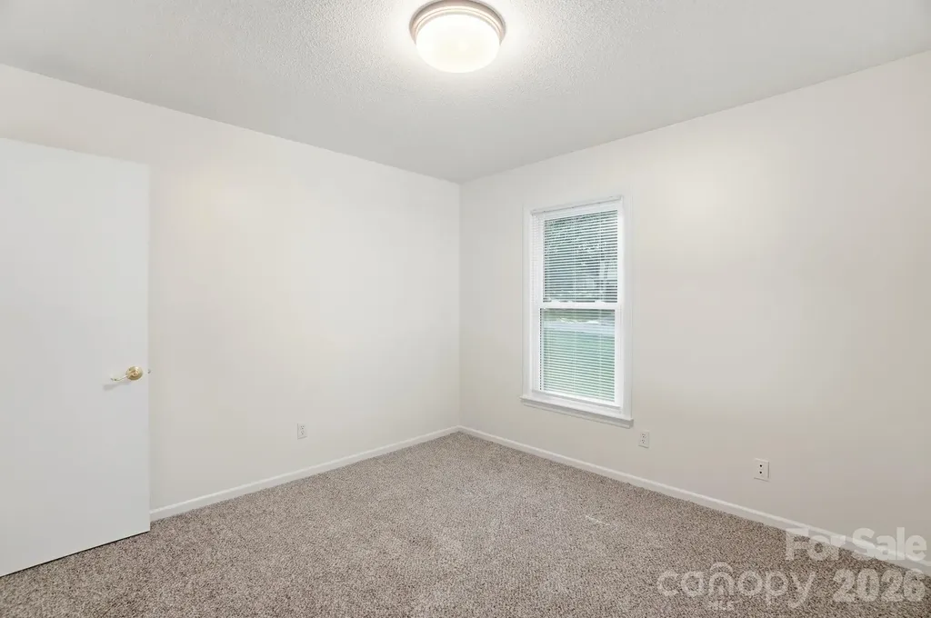 4604 Oakwood Circle Gastonia NC 28056