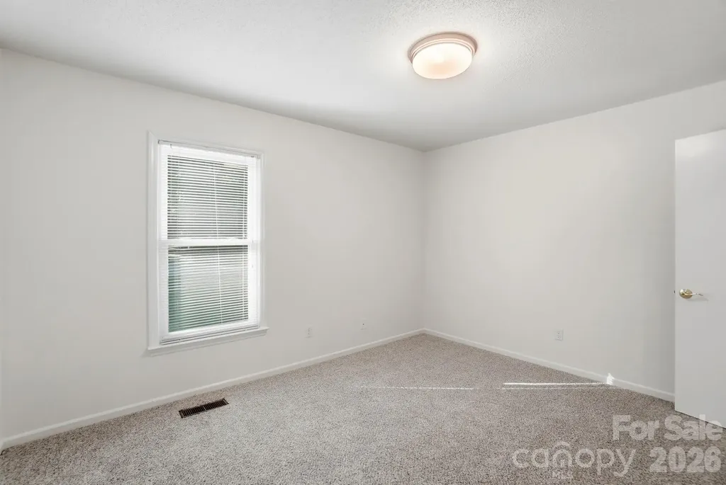 4604 Oakwood Circle Gastonia NC 28056