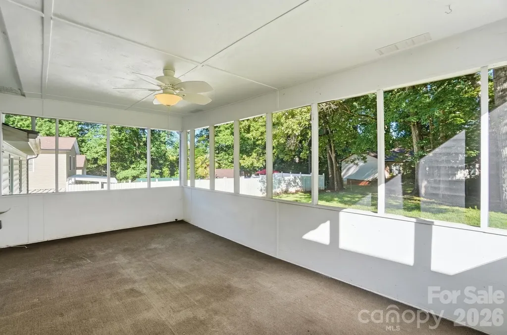 4604 Oakwood Circle Gastonia NC 28056