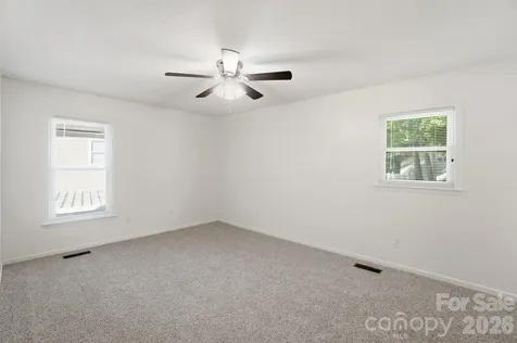 4604 Oakwood Circle Gastonia NC 28056