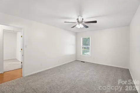 4604 Oakwood Circle Gastonia NC 28056