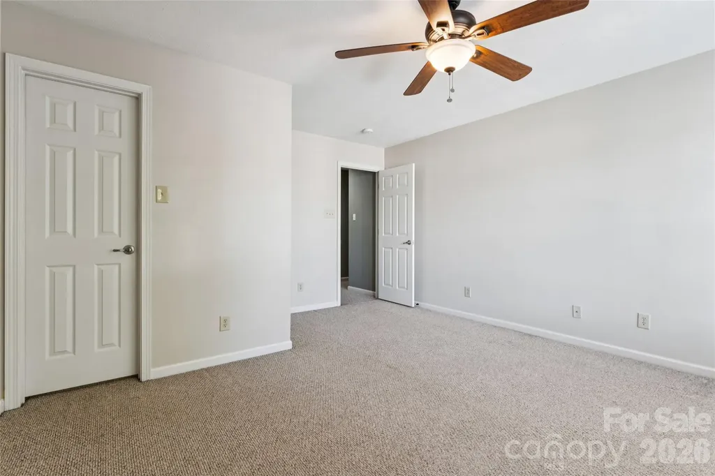 5623 Hammermill Drive Harrisburg NC 28075