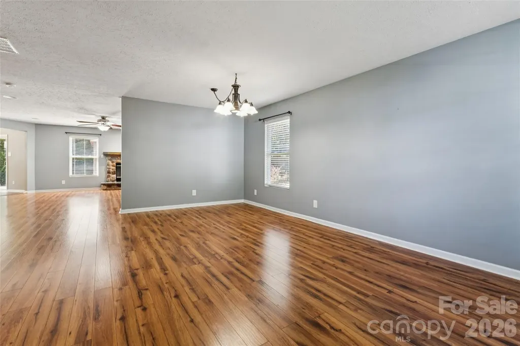 5623 Hammermill Drive Harrisburg NC 28075