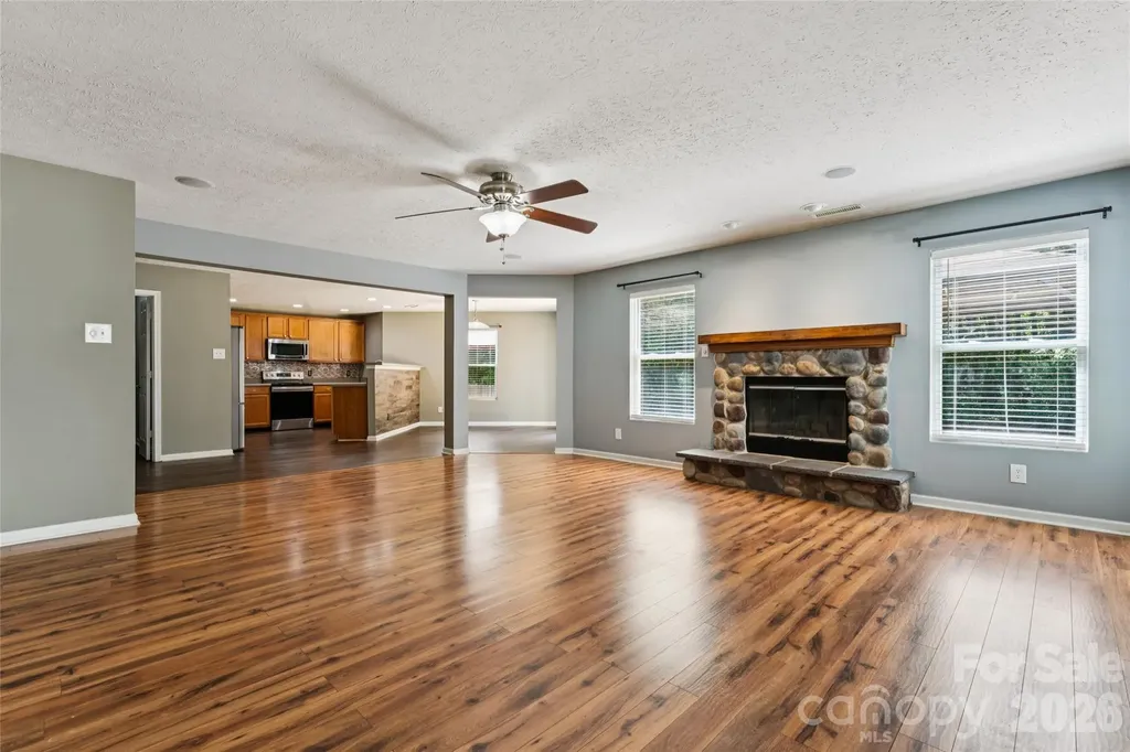 5623 Hammermill Drive Harrisburg NC 28075