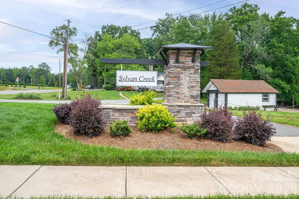 5145 Silver Creek Lane Denver NC 28037