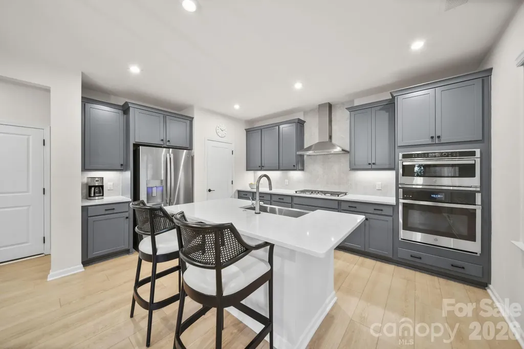 8114 Franklin Trail Street Charlotte NC 28227