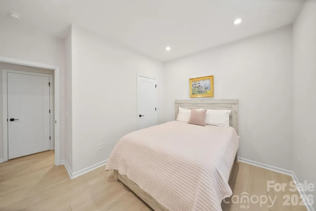 8114 Franklin Trail Street Charlotte NC 28227