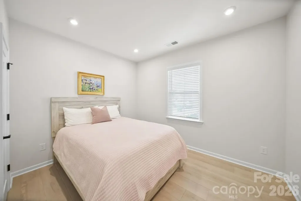 8114 Franklin Trail Street Charlotte NC 28227