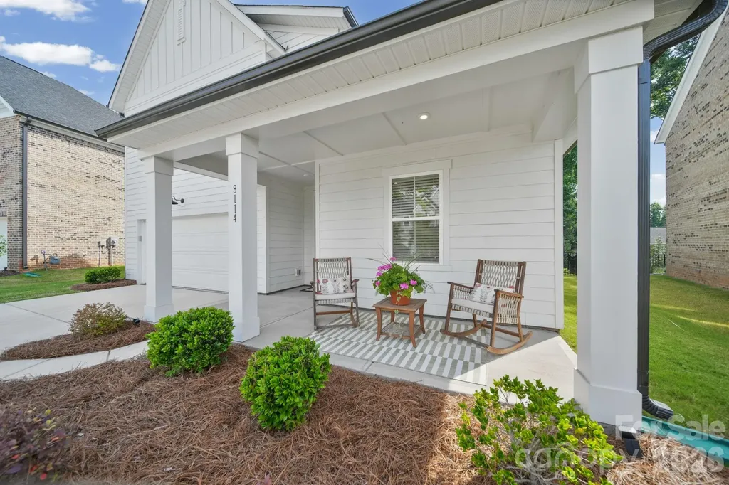 8114 Franklin Trail Street Charlotte NC 28227