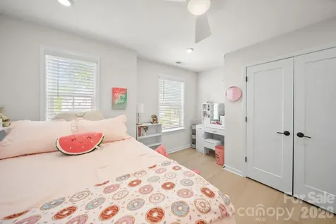 8114 Franklin Trail Street Charlotte NC 28227