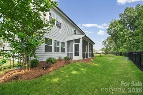 8114 Franklin Trail Street Charlotte NC 28227