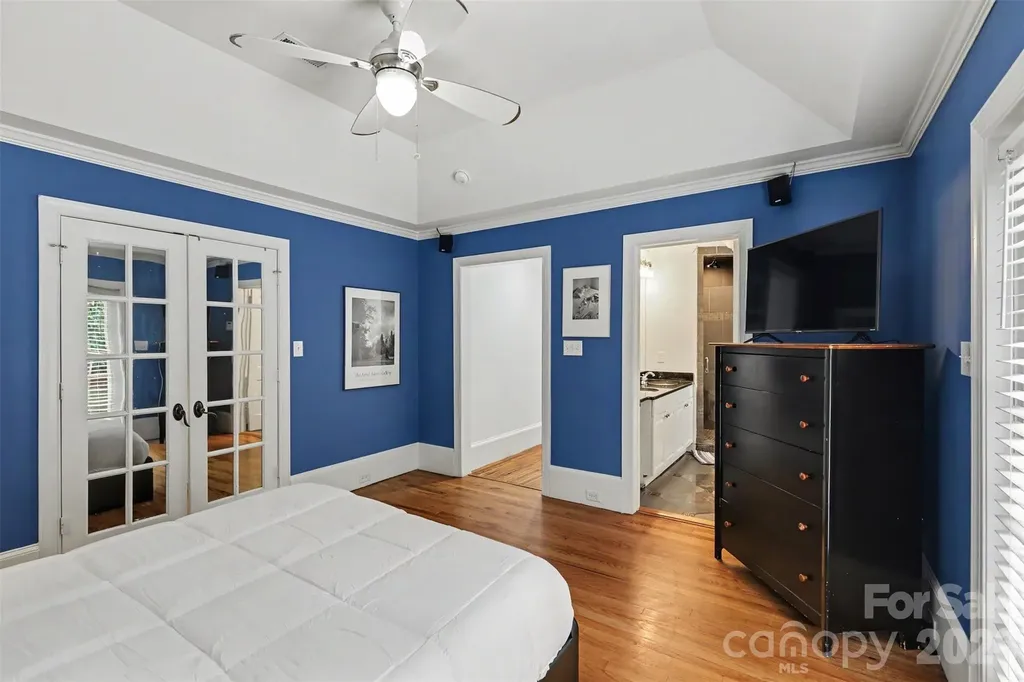 2001 Wood Dale Terrace Charlotte NC 28203