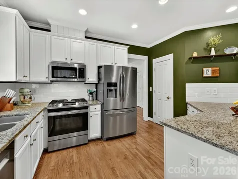 7553 Thorn Creek Lane Tega Cay SC 29708