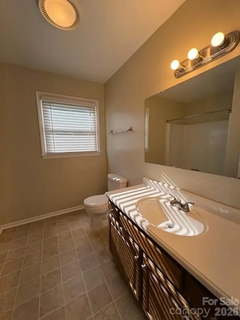 122 Wallace Street Boonville NC 27011