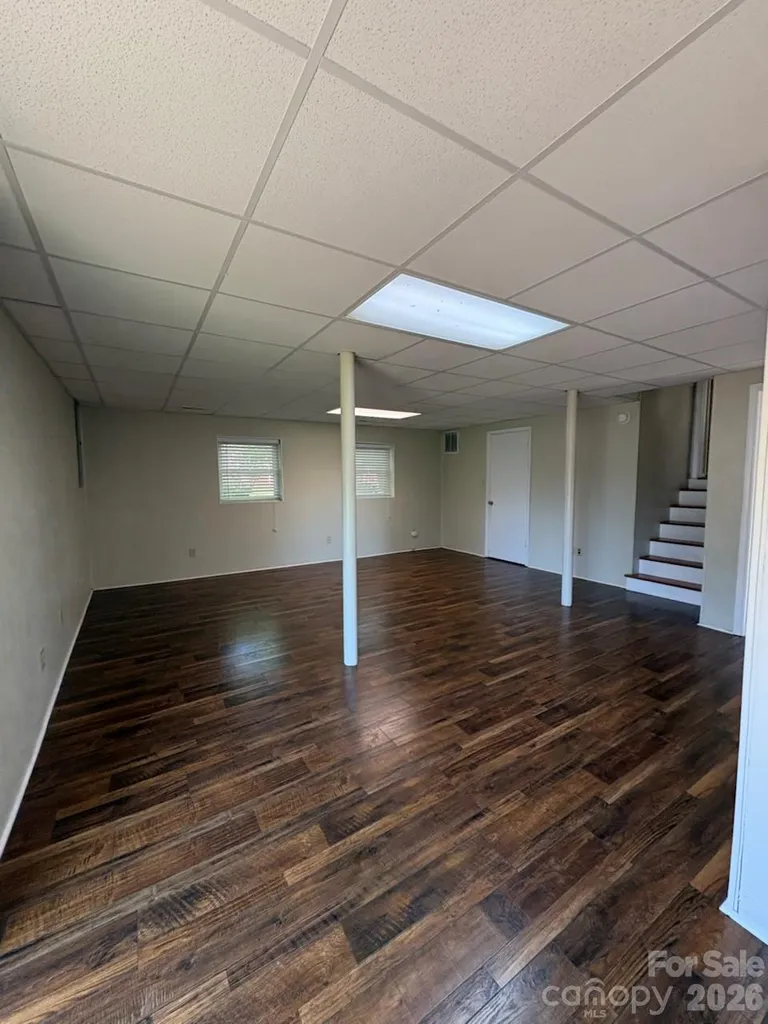 122 Wallace Street Boonville NC 27011