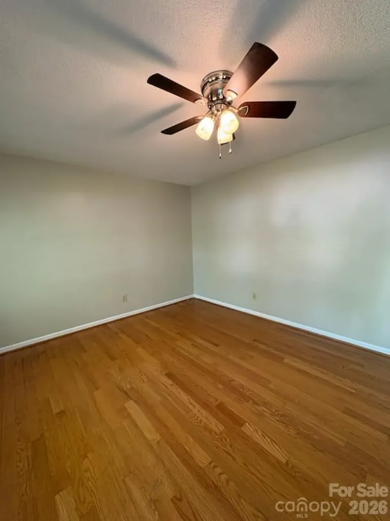 122 Wallace Street Boonville NC 27011