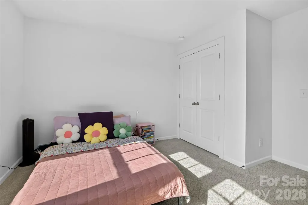 548 Kingsway Circle Charlotte NC 28214