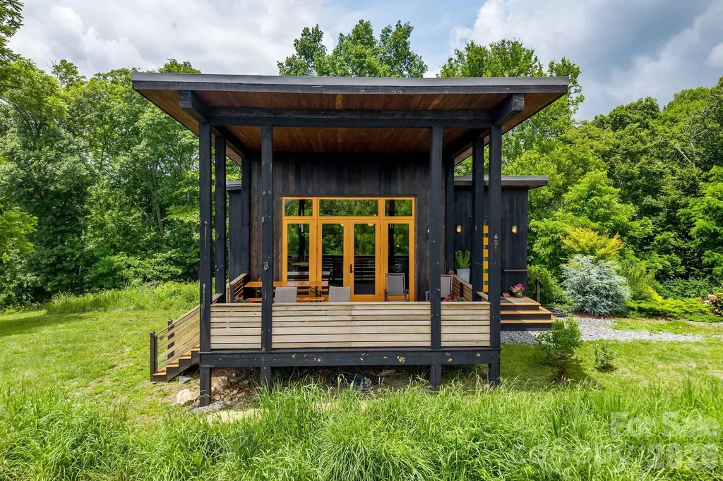 601 And 478 Freedom Cove Drive Marshall NC 28753